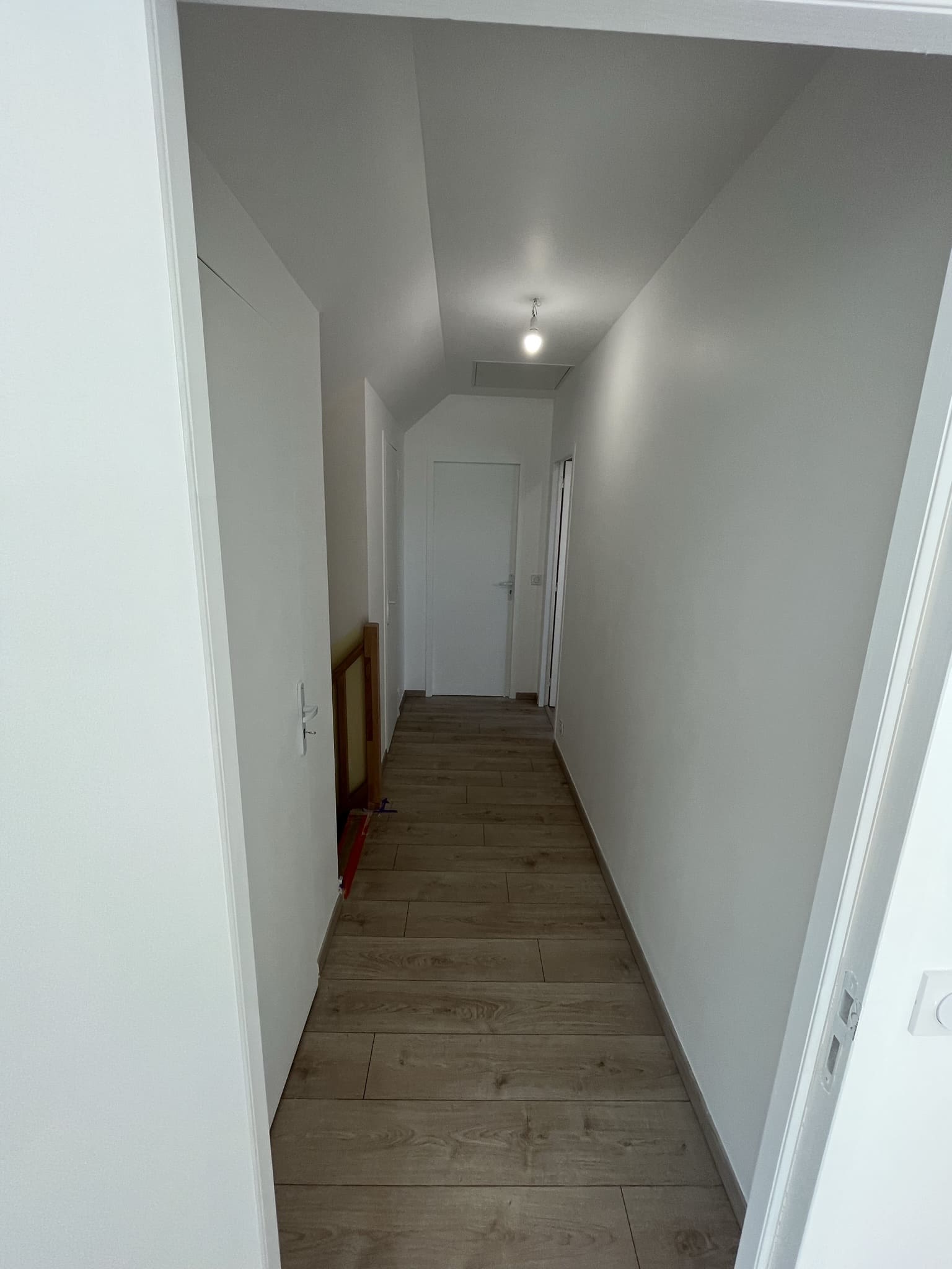 Aménagement de comble — couloir