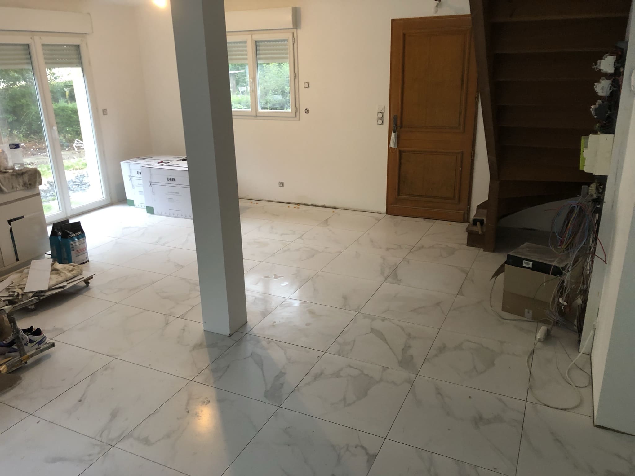 Pose du carrelage — réaménagement maison