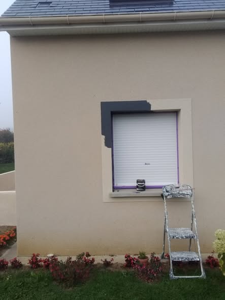 Peinture contoure de fenetre